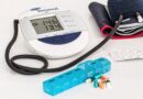 High Blood Pressure in Hindi: लक्षण, कारण और इसे कंट्रोल करने के आसान उपाय high blood pressure in hindi, high bp symptoms in hindi, high blood pressure ke lakshan, high bp ke karan, bp kaise control kare, high blood pressure treatment in hindi, blood pressure control tips, hypertension in hindi, high bp mein kya kare, normal blood pressure